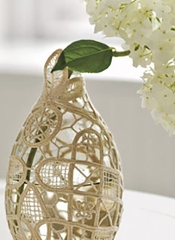 CountryLiving Doily Vase